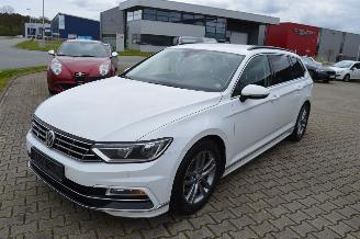 Volkswagen Passat 2.0 TDI 110 KW R LINE picture 2