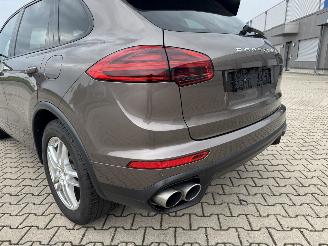 Porsche Cayenne S E-HYBRID Panorama Xenon Leder Voll picture 22