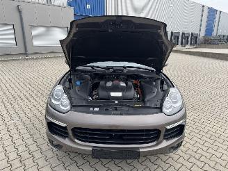 Porsche Cayenne S E-HYBRID Panorama Xenon Leder Voll picture 18
