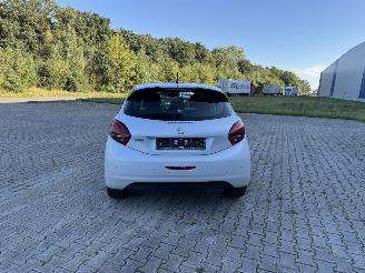 Peugeot 208 1.6 DIESEL ALURE NAVI KLIMA 5 TURIG picture 4