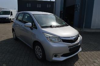 Schadeauto Subaru Trezia Subaru Trezia 1.4D Active FWD Klima 6 gang 2013/11