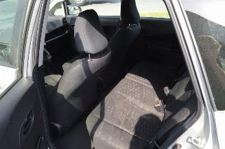 Subaru Trezia Subaru Trezia 1.4D Active FWD Klima 6 gang picture 11