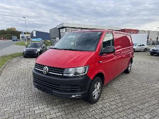 damaged passenger cars Volkswagen Transporter 2.0 TDI 110 KW HIGHLINE DSG LANG NAVI KLIMA 2018/8