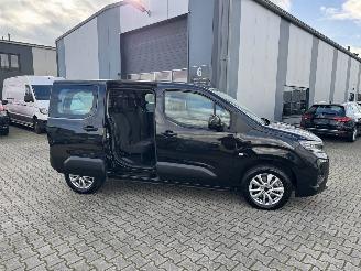 Opel Combo Combo 1.5 Life Edition Led Navi Kamera 5 Sitze picture 12