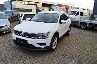 damaged passenger cars Volkswagen Tiguan 2.0 TDI 110 KW DSG JOIN EXPORT 2018/10