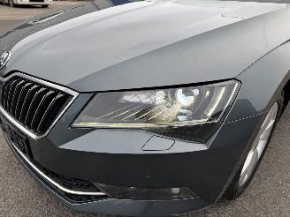 Skoda Superb 1.6 TDI KLIMA NAVI XENON NAVI picture 16