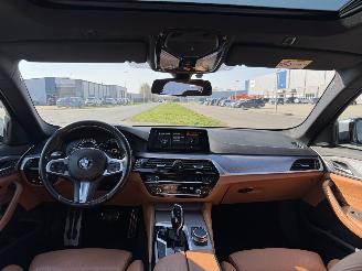 BMW 5-serie 520D TOURING M-PAKET PANORAMA LEDER NAVI picture 18