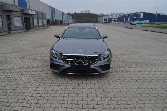 uszkodzony samochody osobowe Mercedes E-klasse 350 CDI AMG KOMBI PANORAMA BURMESTER MULTI LED 2017/1