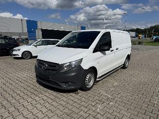 škoda osobní automobily Mercedes Vito Vito Kasten 114 CDI Kompakt Automatik Klima L + R Schiebetur 2016/6