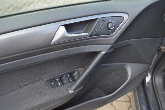 Volkswagen Golf VII 1.6 TDI 77KW KOMBI NAVI KLIMA SHZ picture 13