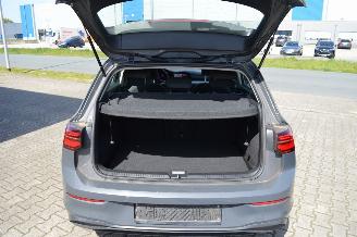 Volkswagen Golf Volkswagen Golf VIII Life +  Alcantara Pdc kam Acc IQ Light picture 10