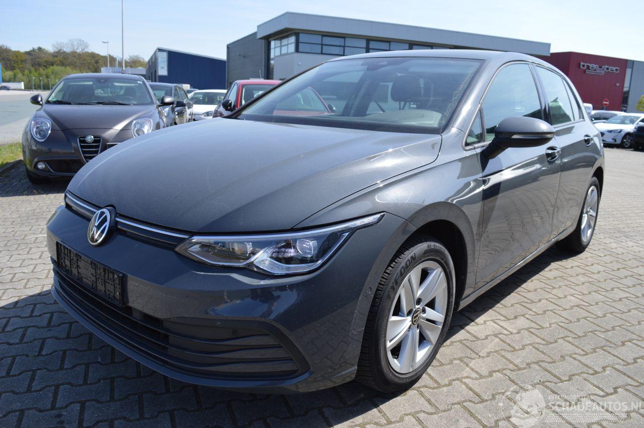 Volkswagen Golf Volkswagen Golf VIII Life +  Alcantara Pdc kam Acc IQ Light