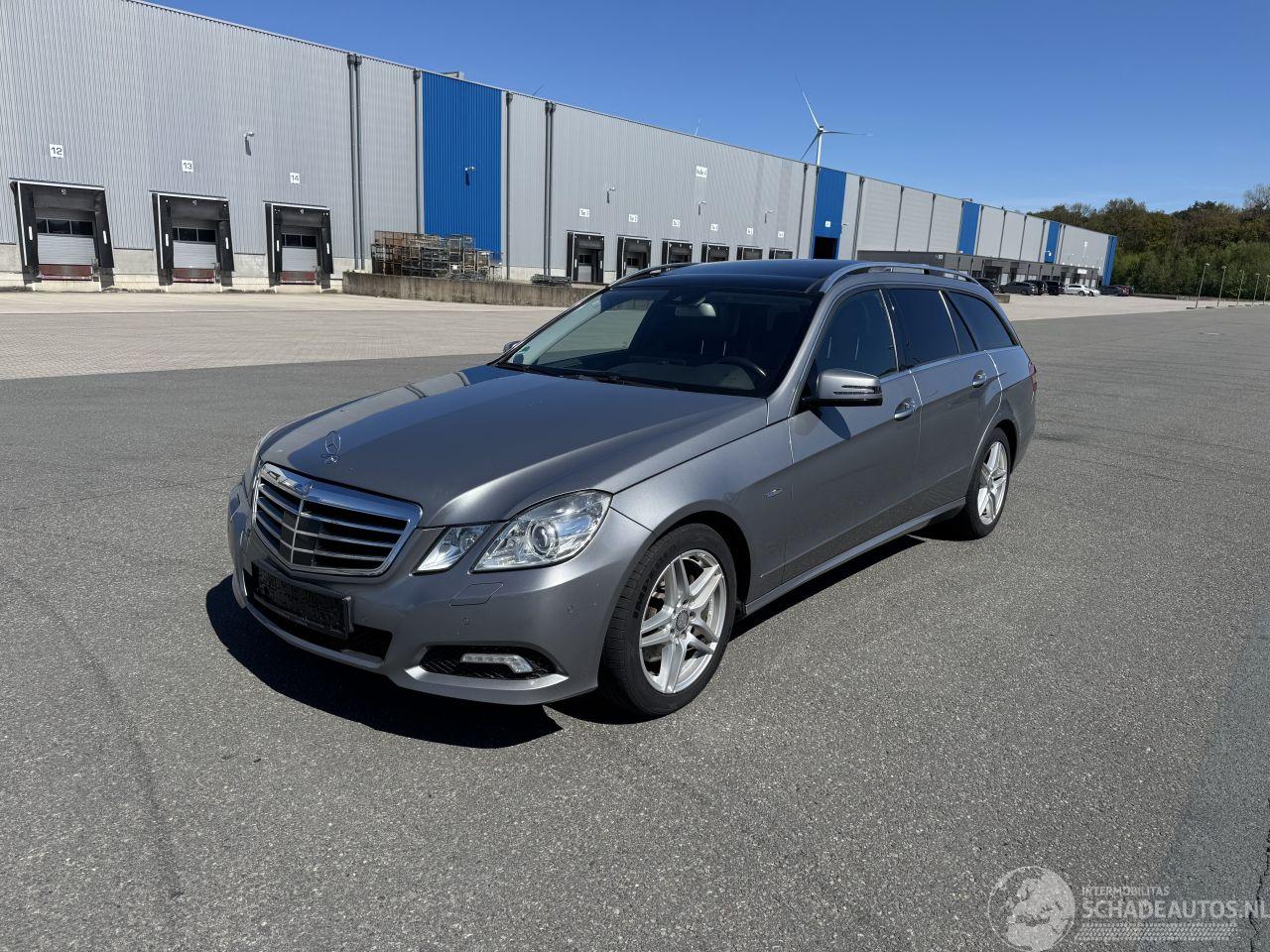 Mercedes E-klasse E 350 CDI AVANTGARDE KLIMA PANORAMADACH XENON VOLL