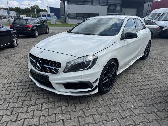  Mercedes A-klasse A180 AUTOMATIK AMG PAKET KLIMA XENON 2013/3