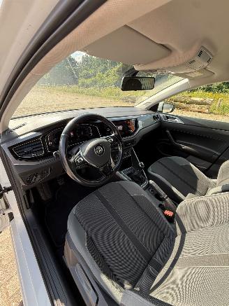 Volkswagen Polo 1.0 HIGHLINE NAVI AIRCO VIRTUAL COCKPIT picture 6