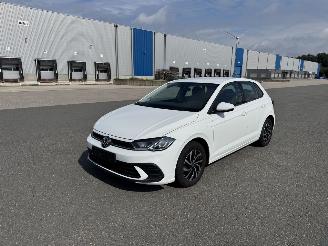 Damaged car Volkswagen Polo 1.0 Life Led Klima Navi Kamera 2022/9