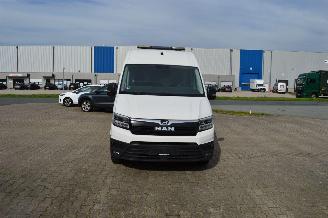 MAN TGE 3.140 XENON 360* PDC CAMARA AHK EURO 6 picture 8