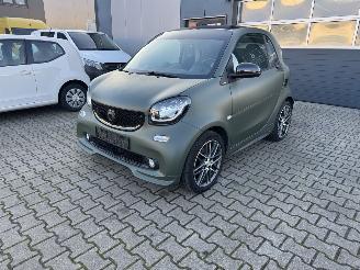 Schadeauto Smart Fortwo BRABUS EDITION PANORAMA LEDER 2019/9
