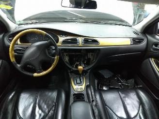 Jaguar S-type  picture 11