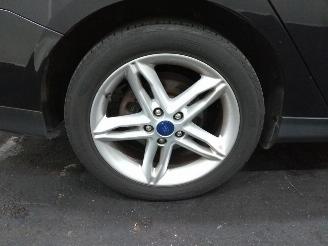 Ford Focus  picture 7