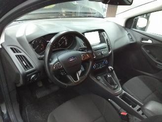 Ford Focus  picture 4