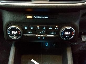 Ford Focus  picture 17