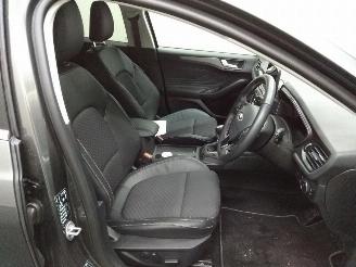 Ford Focus  picture 4