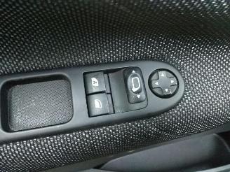 Peugeot 207  picture 23