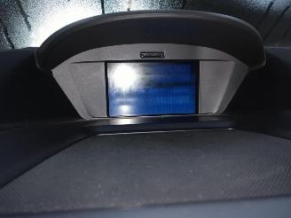 Ford Kuga  picture 11