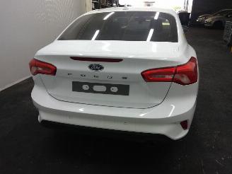 Ford Focus  picture 24