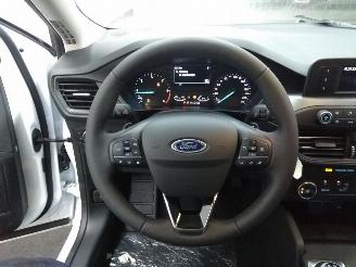 Ford Focus  picture 12