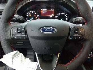 Ford Focus  picture 8