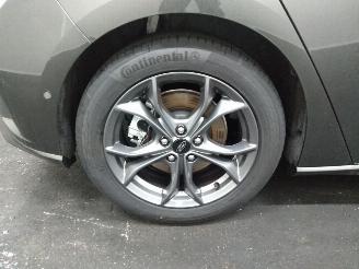 Ford Focus  picture 14