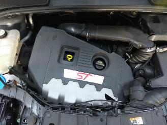 Ford Focus  picture 22