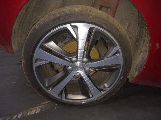 Peugeot 308  picture 8
