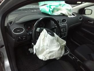 Ford Focus  picture 11