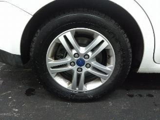 Ford S-Max  picture 7