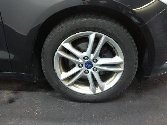 Ford Mondeo  picture 8