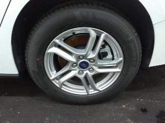 Ford Focus  picture 17