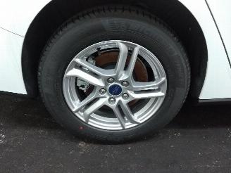 Ford Focus  picture 11