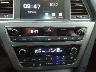 Hyundai Sonata  picture 28