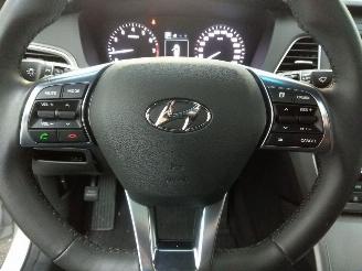 Hyundai Sonata  picture 24