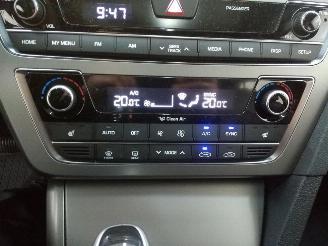 Hyundai Sonata  picture 34