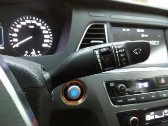 Hyundai Sonata  picture 18