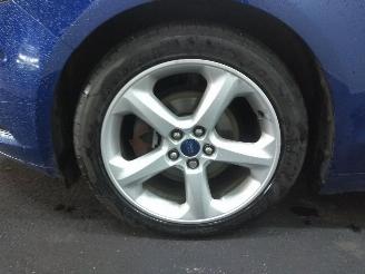 Ford Mondeo  picture 10