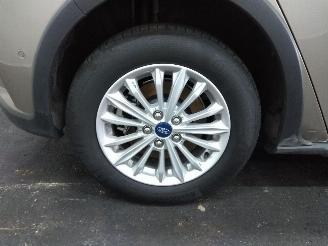 Ford Focus ACTIVE picture 2