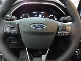 Ford Focus ACTIVE picture 30
