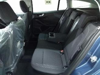 Ford Focus  picture 11