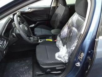 Ford Focus  picture 21