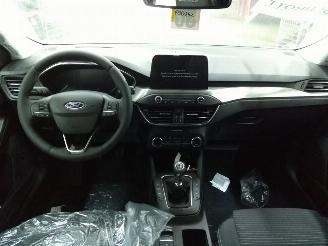 Ford Focus  picture 9